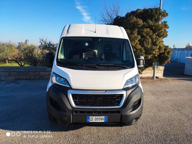 Peugeot Boxer 335 2.2 BlueHDi 140 S&S PM-TM Furg