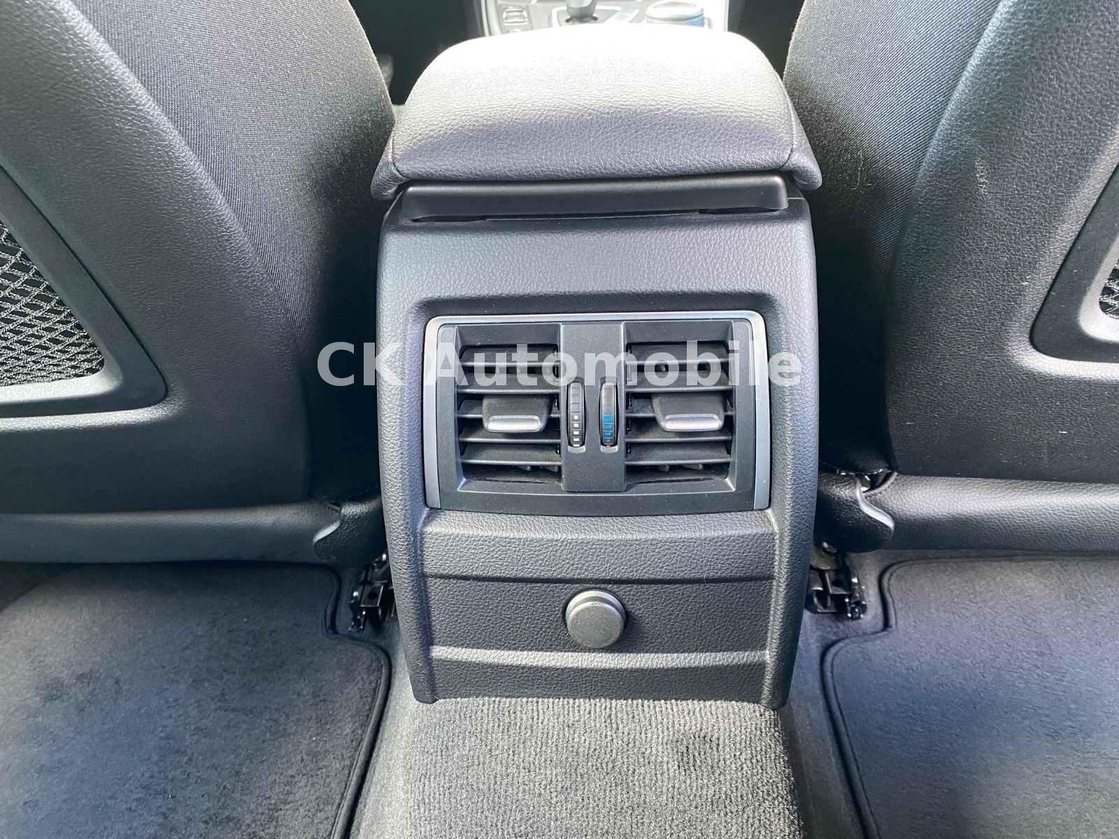 Fahrzeugabbildung BMW 420i xDrive Gran Coupe Advantage/Navi/LED/Kamera