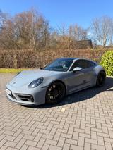 Porsche 992 Carrera 4 GTS Coupé Carrera GTS - Porsche 992 in Essen