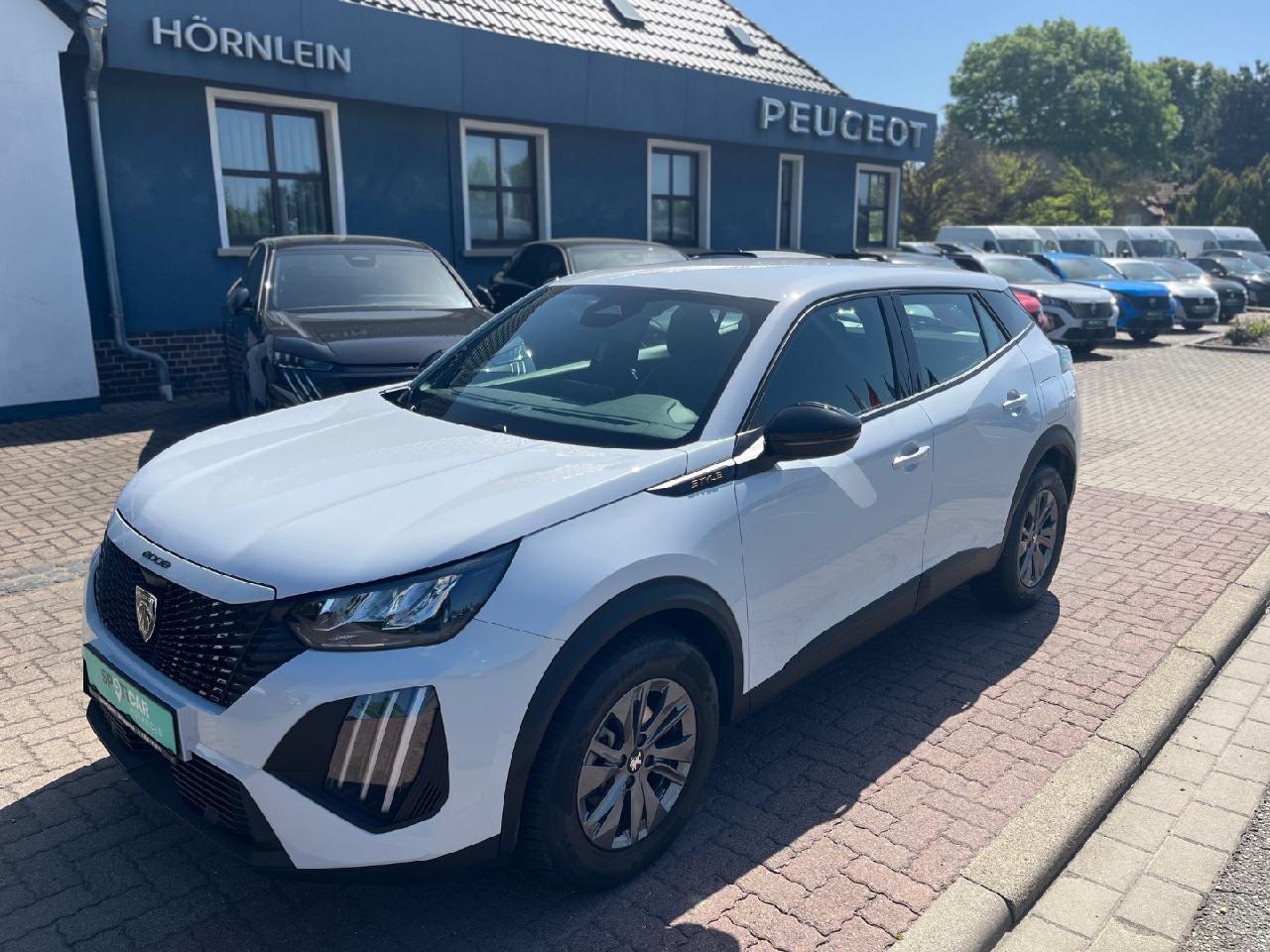 Peugeot 2008 Style + Navi über App + SHZ + PDC