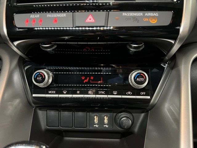Fahrzeugabbildung Mitsubishi Eclipse Cross Plus Select Paket