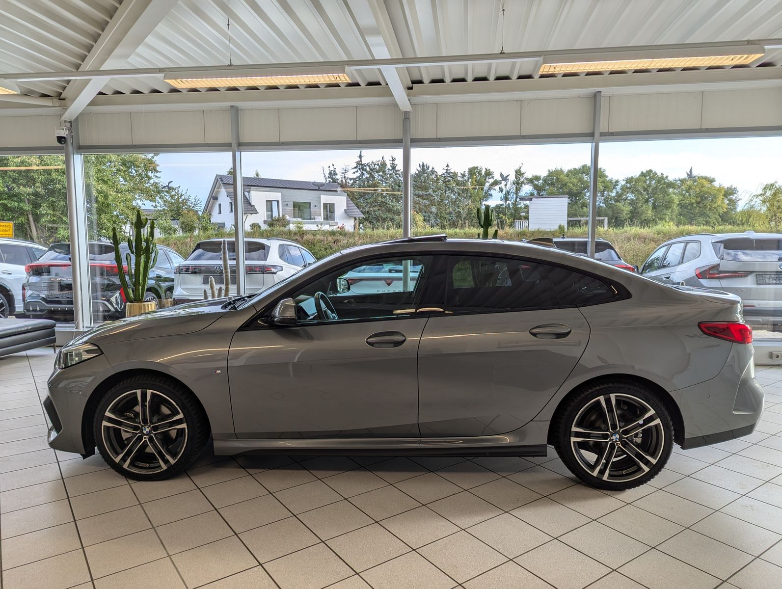 BMW 218 Gran Tourer i M-Sport Pano LED-adaptiv Cam - Image 4