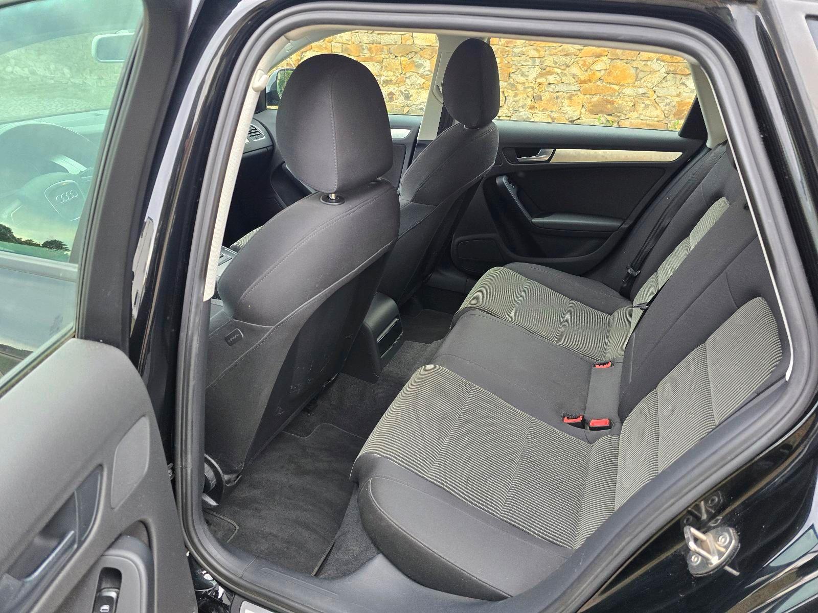 Audi A4 2008 — photo 13