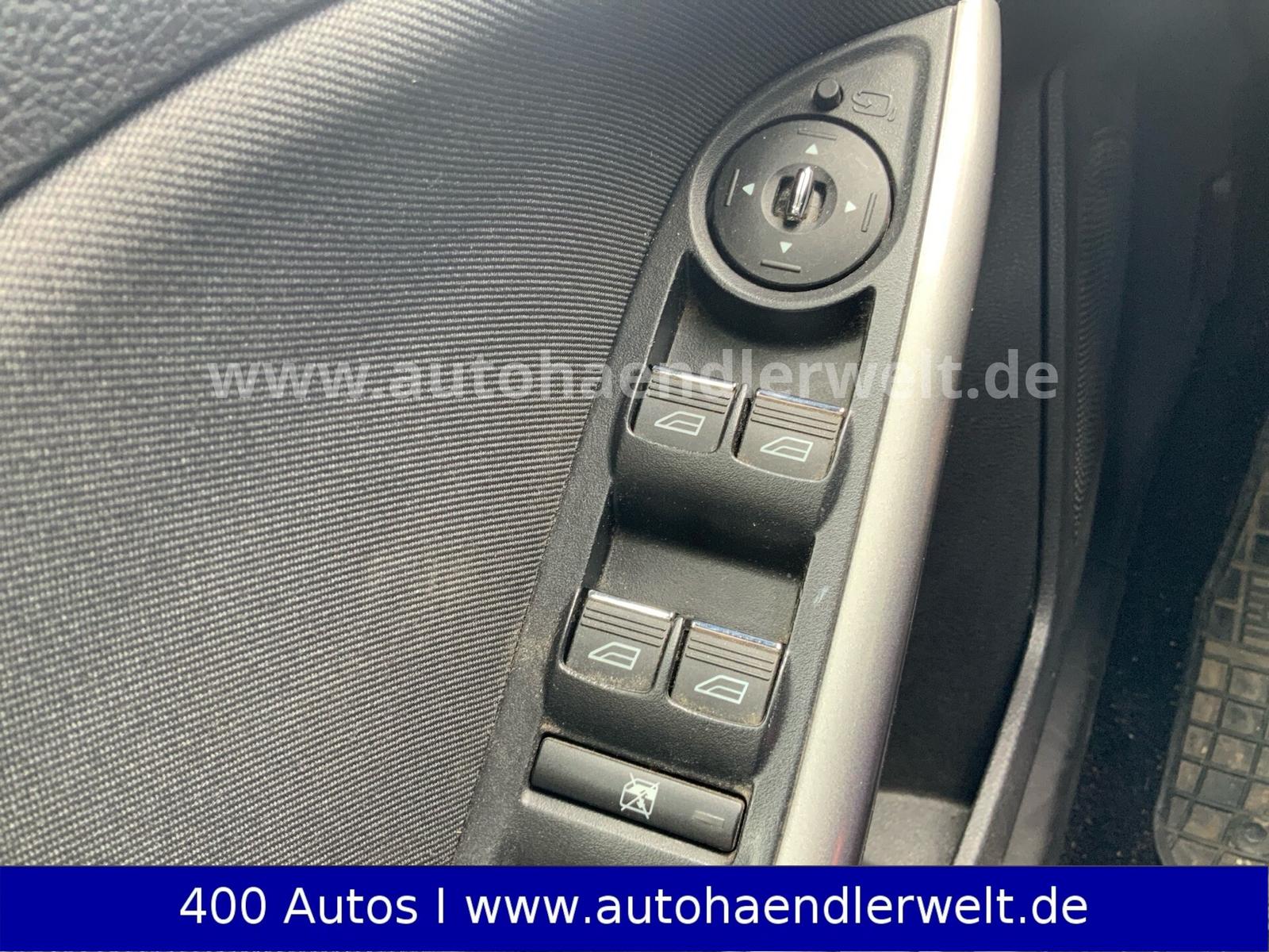 Ford Focus 2013 — photo 16