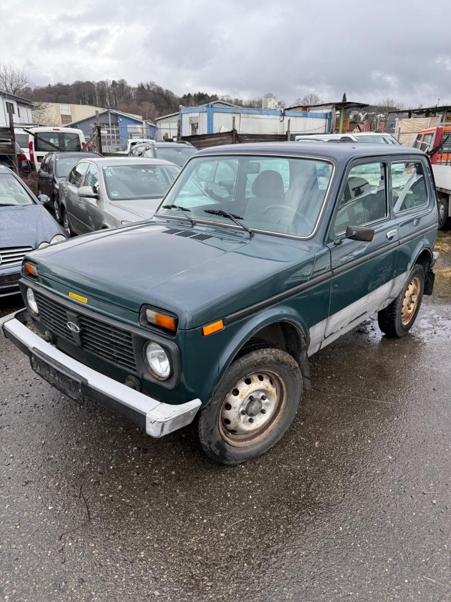 Lada Niva Kult