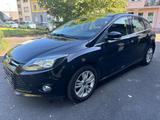 Ford Focus*Automatik*Navi*Kamera - Ford Focus aus 2012: For