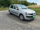 Renault Clio 1.2 16V Authentique - Renault Clio aus 2003: 1.2