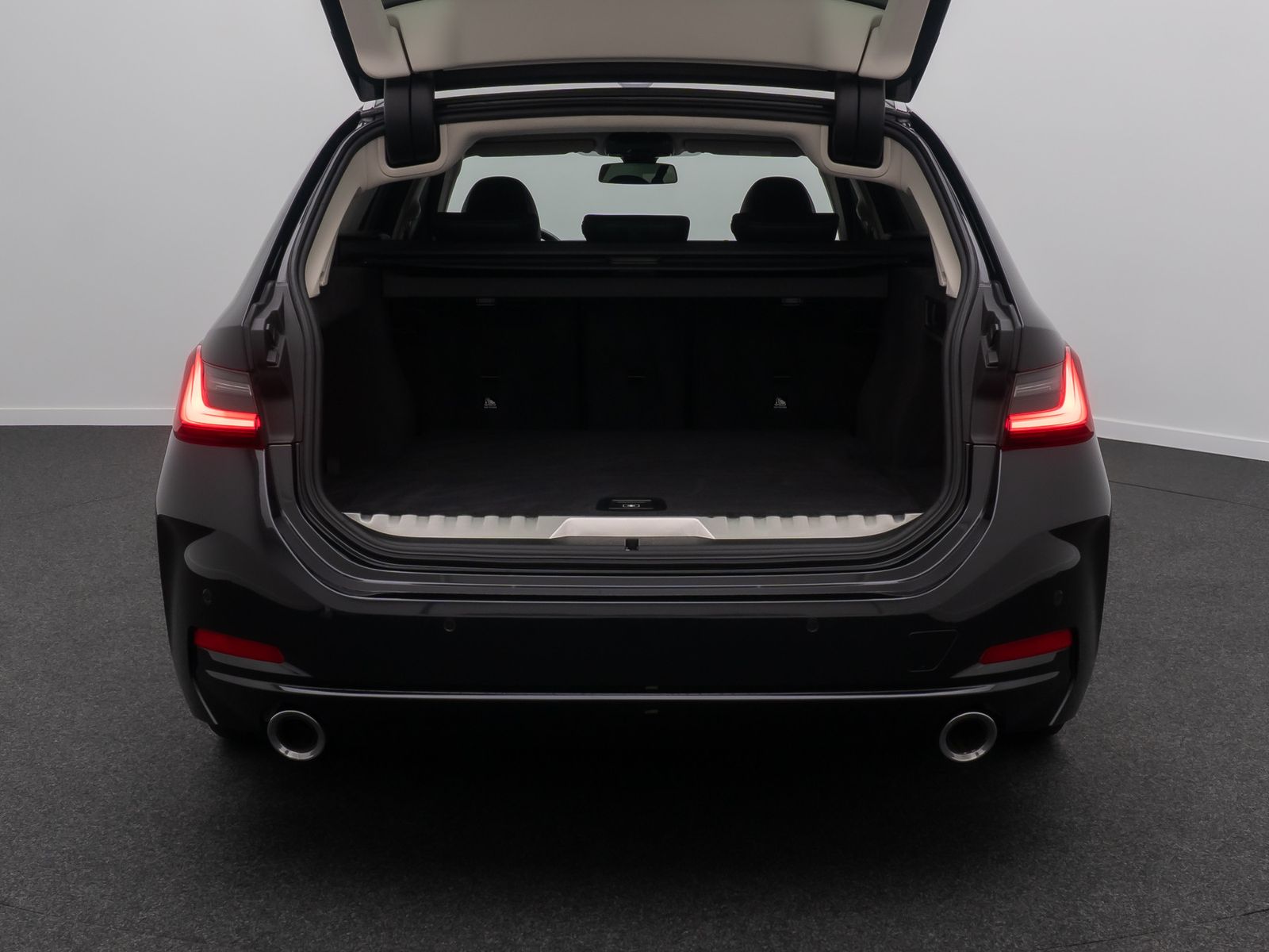 Fahrzeugabbildung BMW 320e FernlichtAs DAB Widscreen Sportsitz Komfort