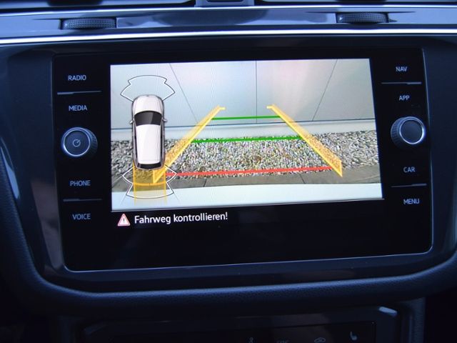 Tiguan Allspace 2.0 TDI DSG LED/NAVI+VZE+RFK/ASS