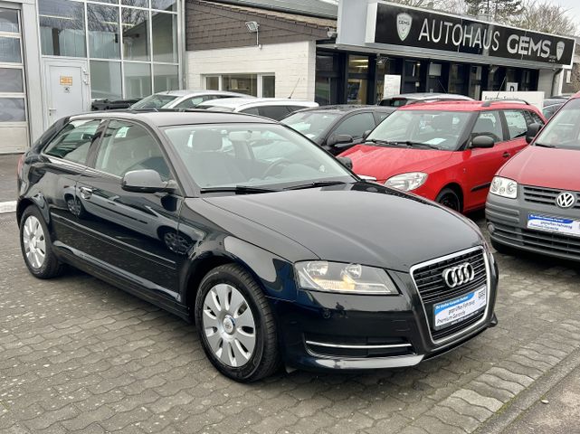 Audi A3 1.2 TFSI Attraction Klima AHK SHZ Temp