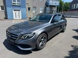 Mercedes-Benz E 200 4MATIC T Autom. Hybrid/Benzin - Mercedes-Benz E-Klasse mit Hybrid-Antrieb