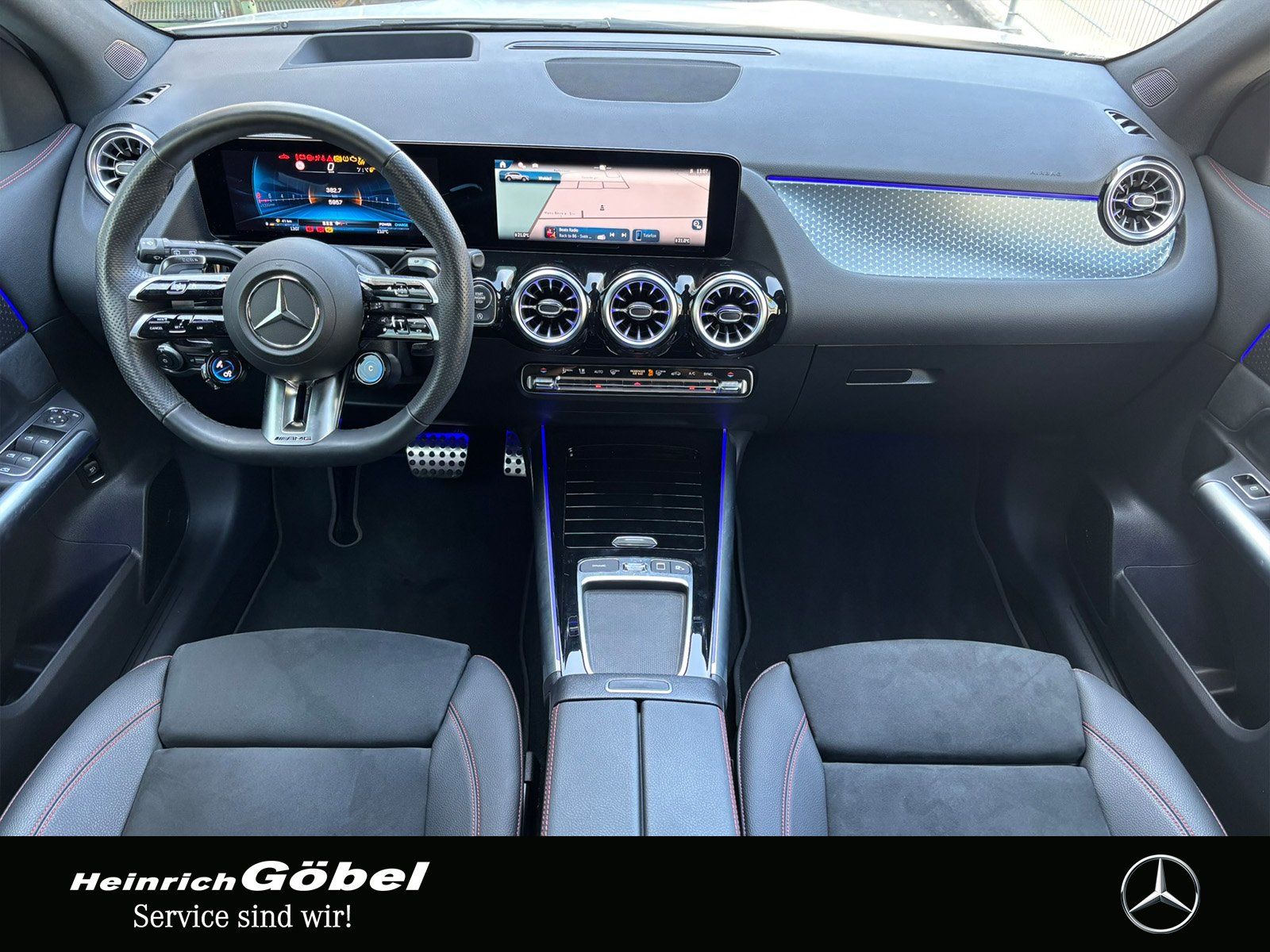 Fahrzeugabbildung Mercedes-Benz AMG GLA 35 4M*HUD*PANO*MEMORY*360°KAMERA*21ZOLL