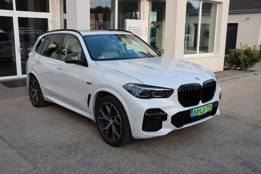 BMW X5 45e MSportInnovLaserBW net 52k 2023