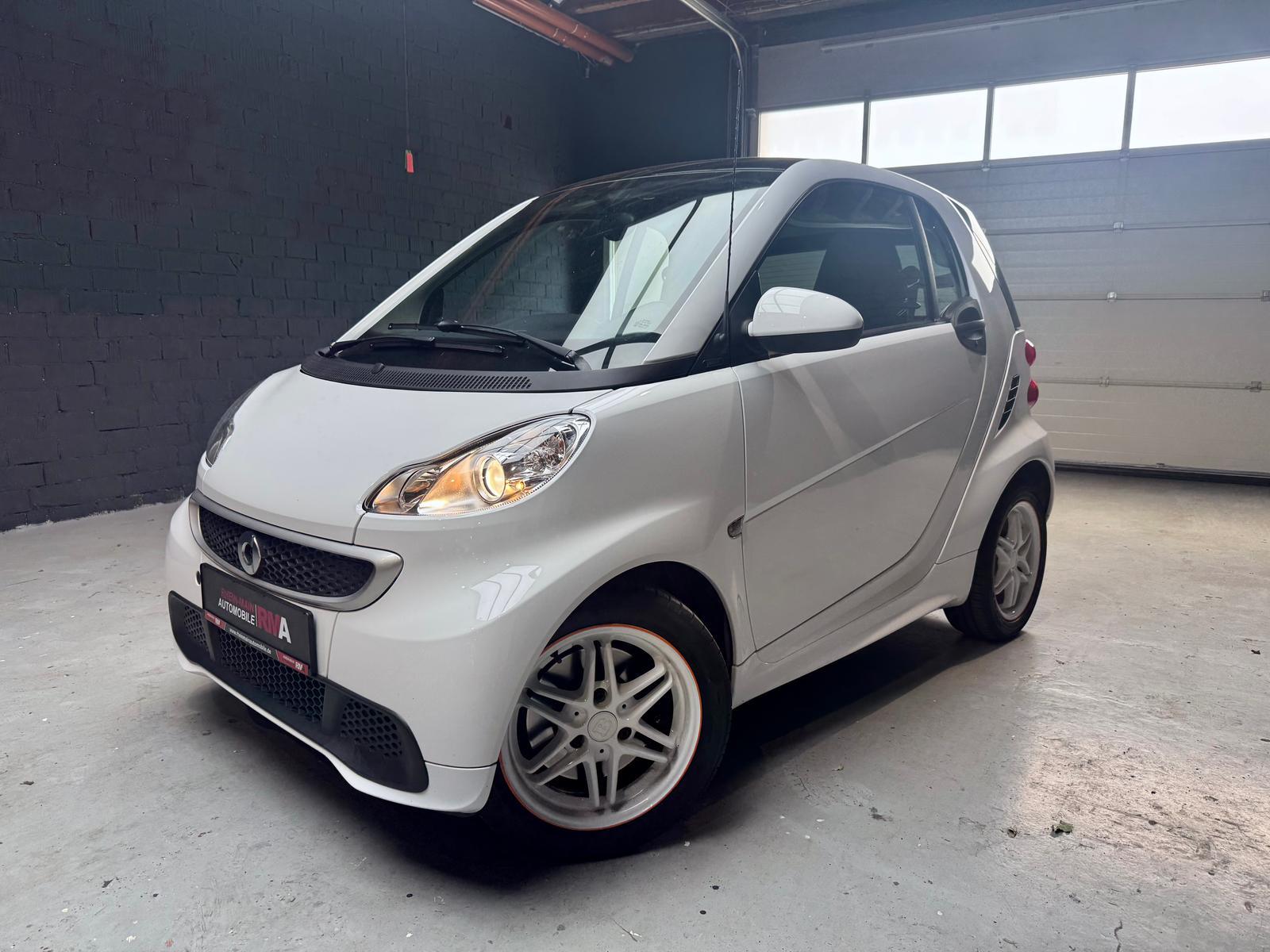 Smart Fortwo Micro Hybrid Drive+2.HAND+KLIMA+PANO+