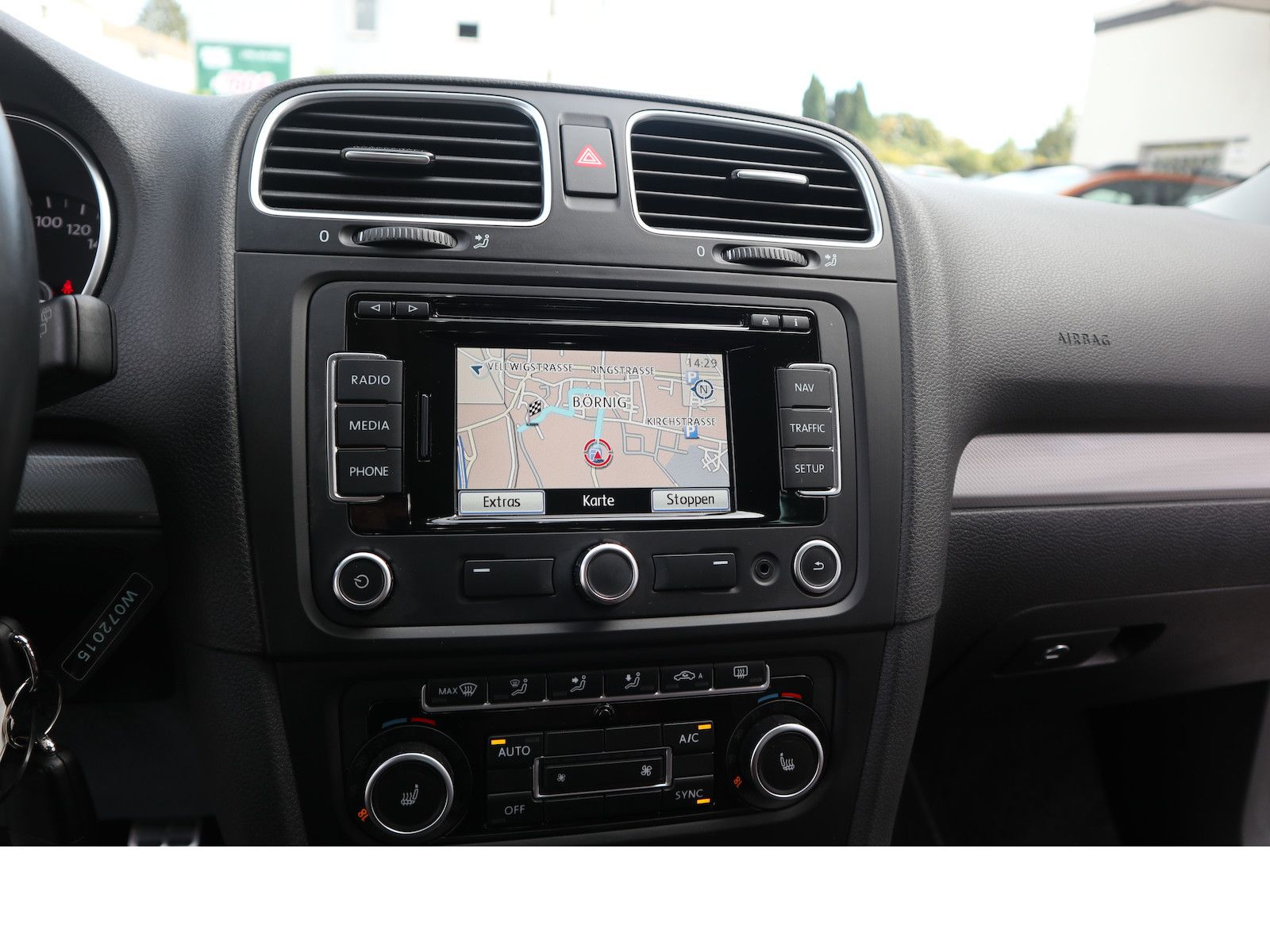 Fahrzeugabbildung Volkswagen Golf Match BlueMotion 1hd Navi Scheckheftgepfleg