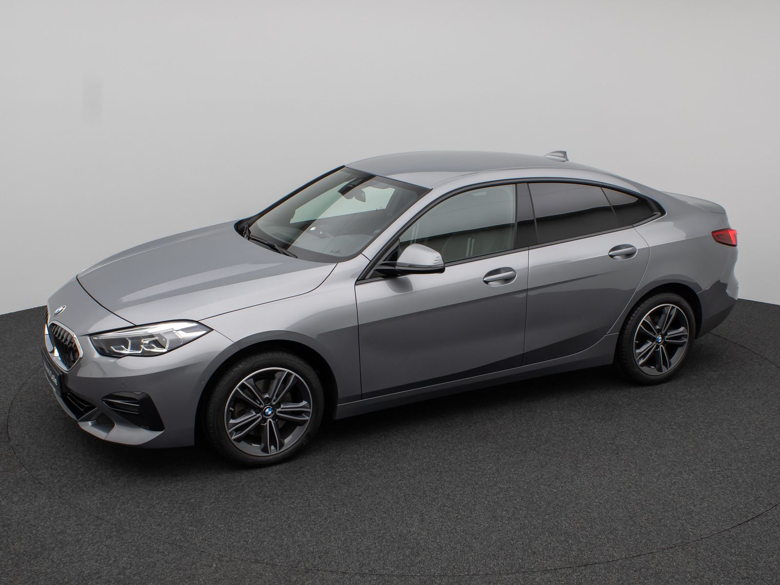 Fahrzeugabbildung BMW 218i Gran Coupé SportLine DAB PDC DrivAssist LED