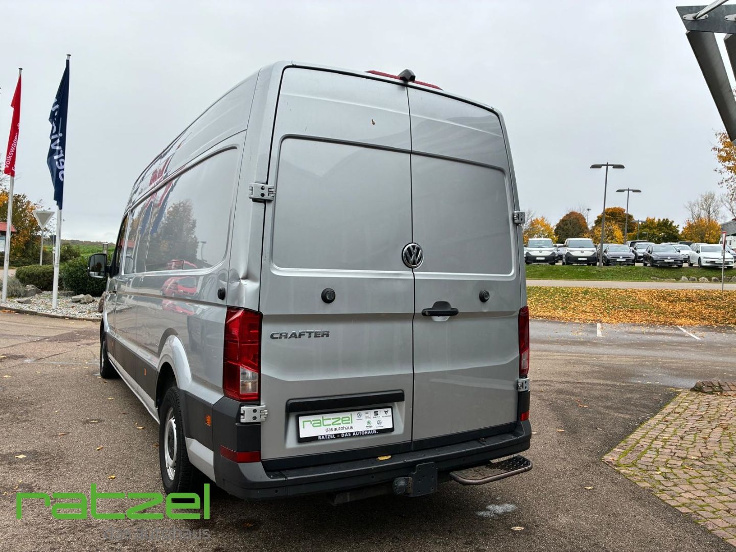 Fahrzeugabbildung Volkswagen Crafter lang Hochdach FWD Kasten 35 Apple CarPla