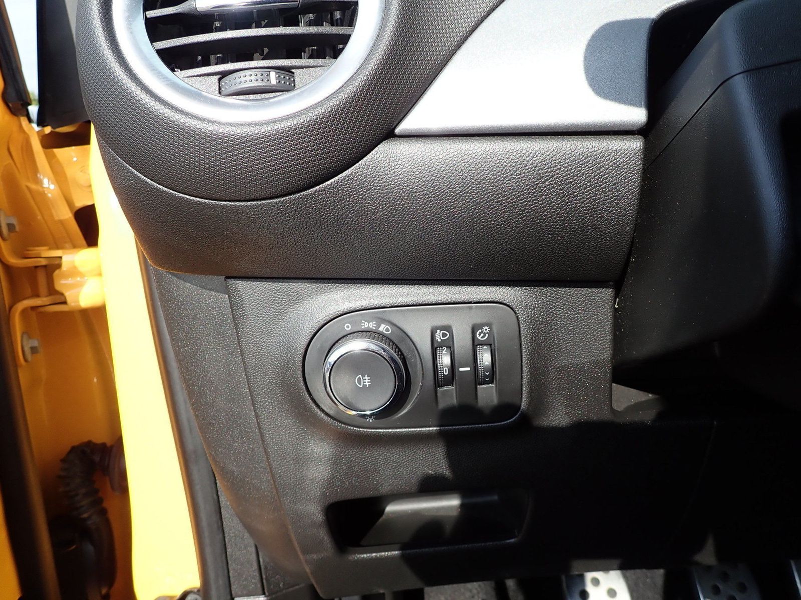 Fahrzeugabbildung Opel Adam S Turbo,Recaro,Leder,SHZ,PDC