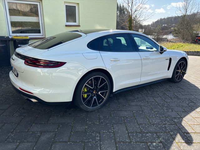 Porsche Panamera 4 E-Hybrid Kamera Panorama LED Facelift