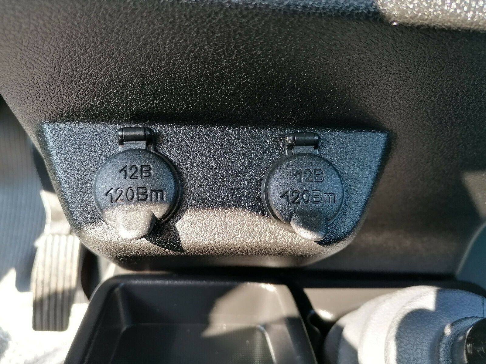 Fahrzeugabbildung Lada NIVA  LEGEND "NORMA" ROSTSCHUTZ! AHK! GARANTIE!