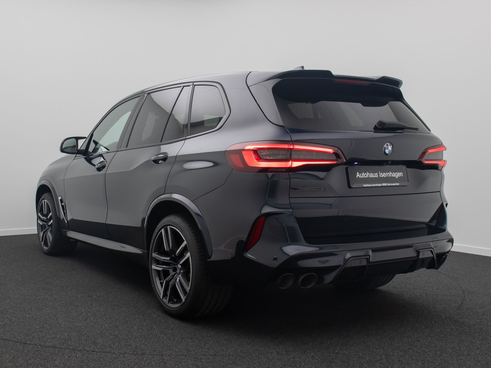 Fahrzeugabbildung BMW X5 M 360°B&W Panorama HUD Massage DAB FondEntert