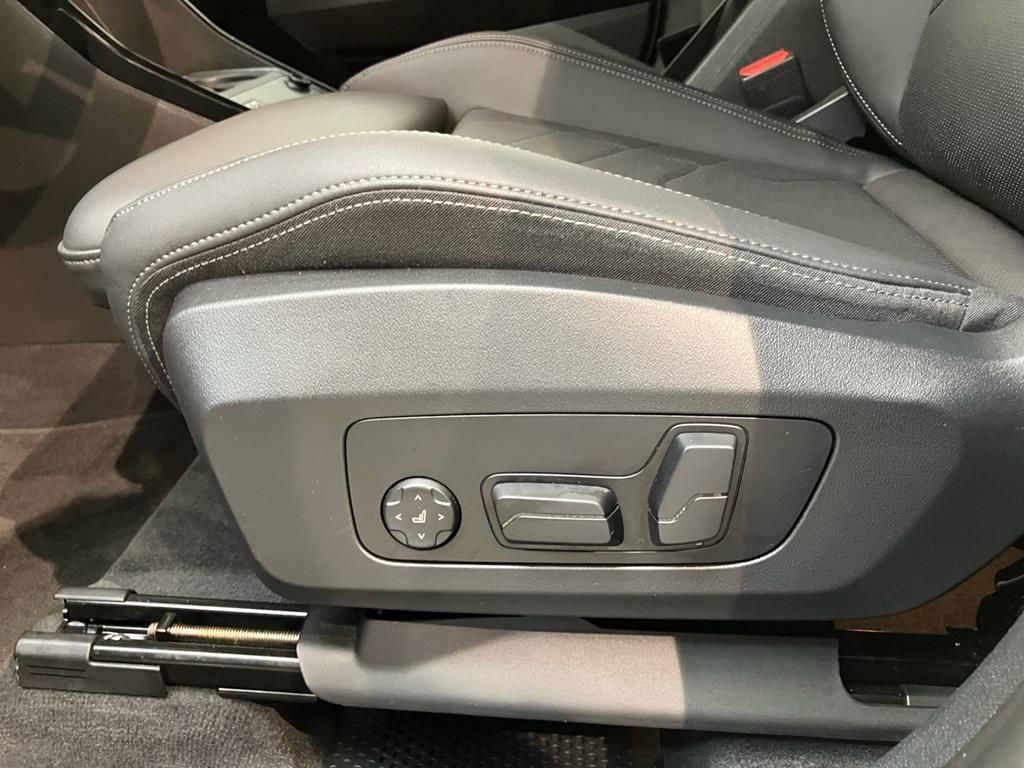 BMW 223 Active Tourer - Bild 23