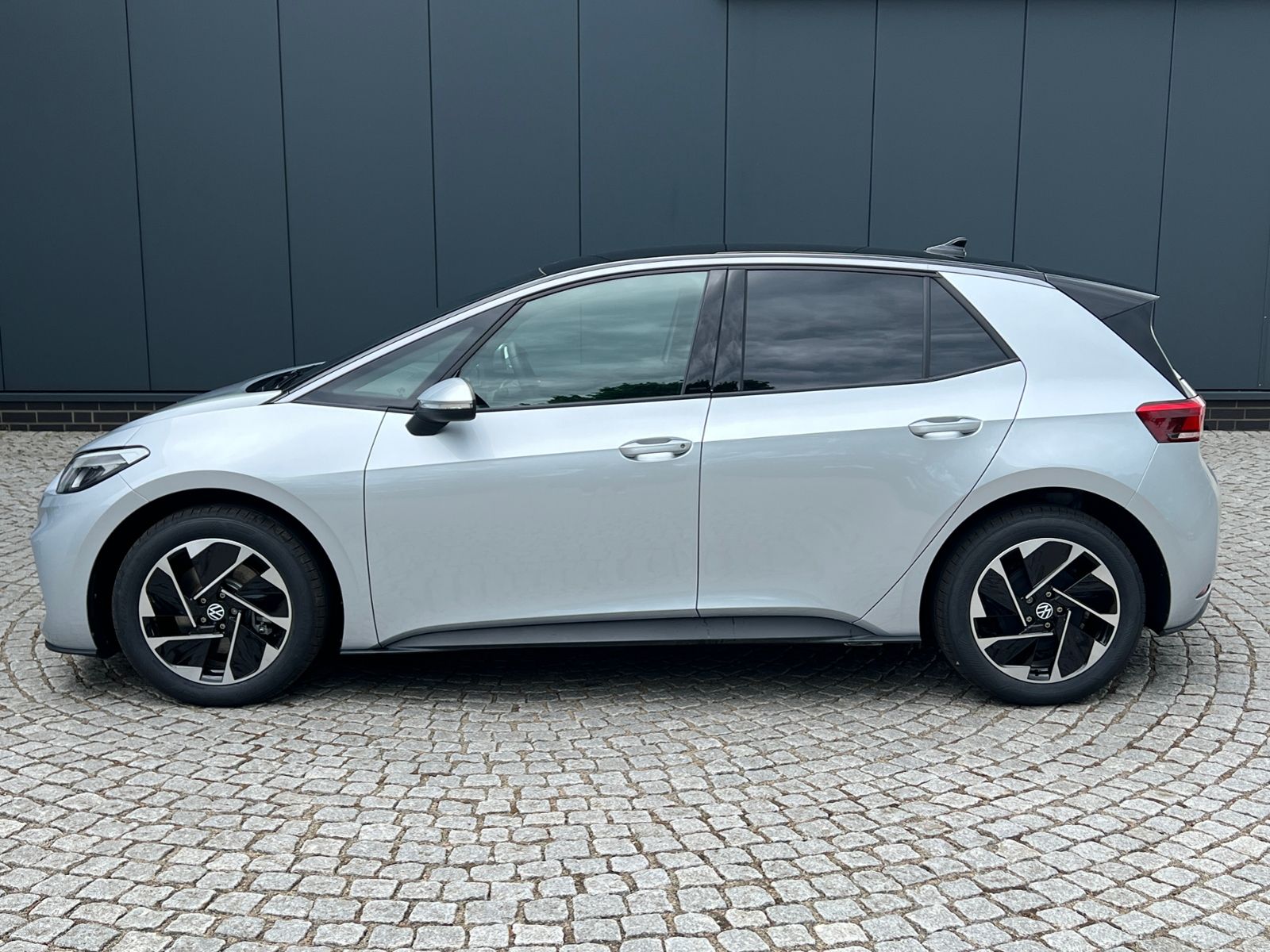 Fahrzeugabbildung Volkswagen ID.3 Pure 52 kWh *LED, Navi, ACC, Komfort-Paket*