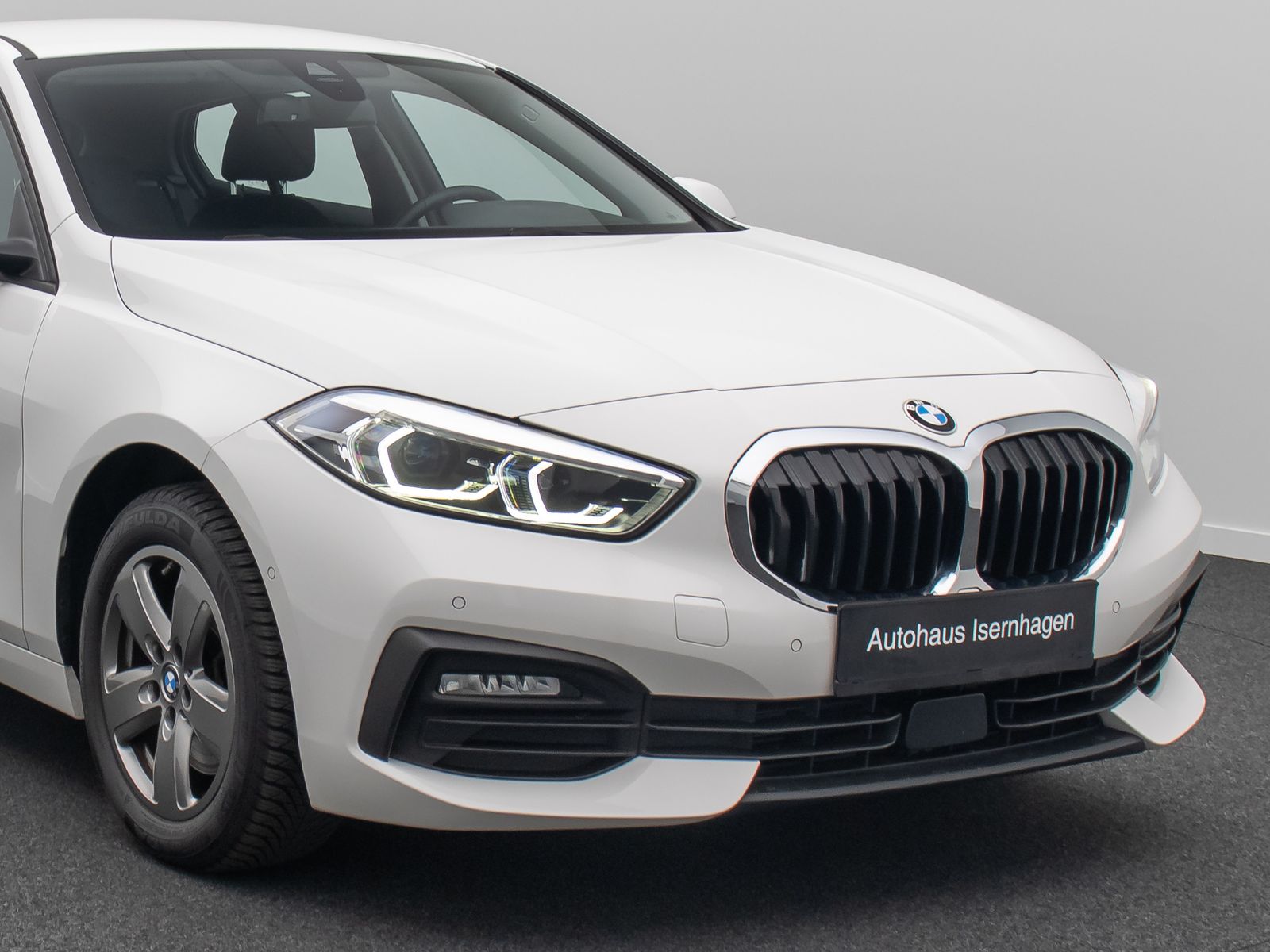Fahrzeugabbildung BMW 116d Kamera DAB Sitzhzg LED Geschwindigkeitsreg