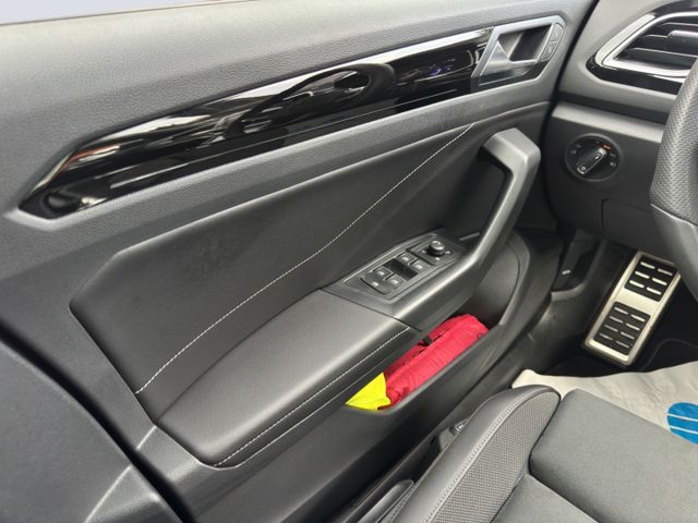 T-Roc R-Line 2.0 TDI DSG 110kW LED AHZV PanoSchi