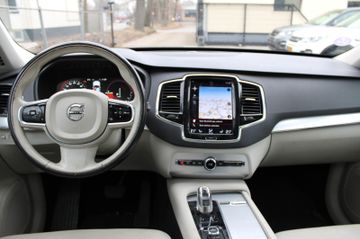 Volvo XC90 - 11