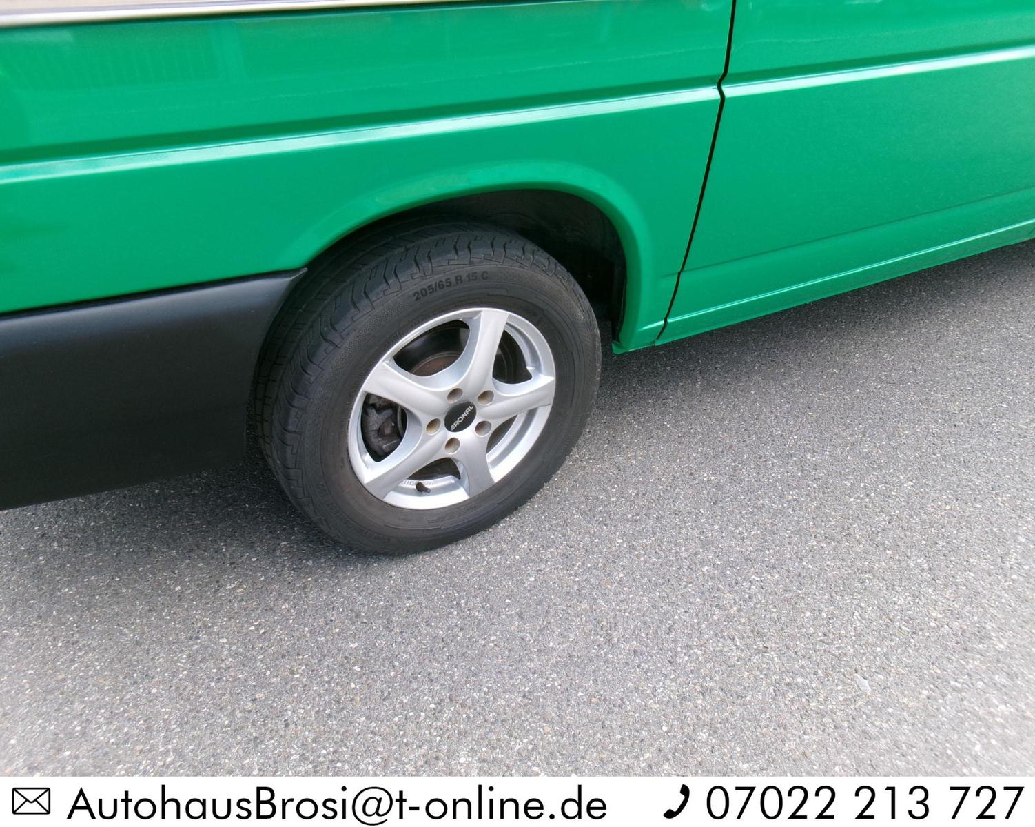 Volkswagen T4 Kombi 2.5 G-Kat * Benzin LPG * AHK *