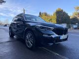 BMW X5 M50i | V8 | Vollausstattung | 8-fach bere - BMW X5 M50 in Stuttgart
