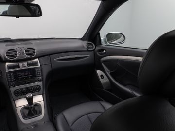 Fahrzeugabbildung Mercedes-Benz CLK 200 Coupe Kompressor Avantgarde Sitzhzg Temp