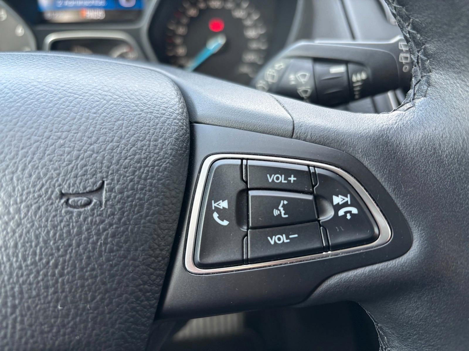Ford Focus Turnier Titanium* Navigation *Automatik