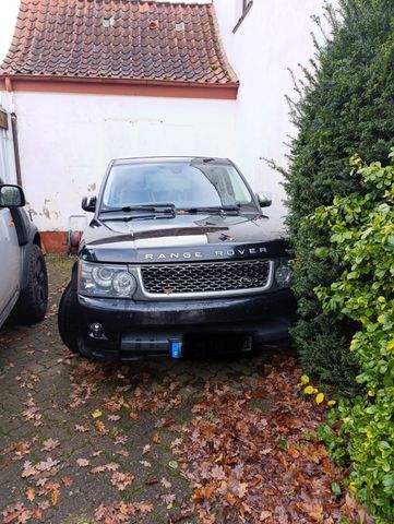 Land Rover Range Rover Sport 3.0 TDV6 HSE 