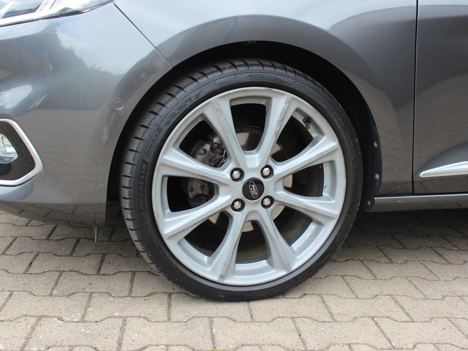 Fahrzeugabbildung Ford Fiesta Vignale 1,0 EcoBoost Start/Stopp