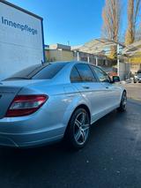 Mercedes-Benz Zu verkaufen Mercedes Benz  Automatik - Mercedes-Benz 200 aus 2007