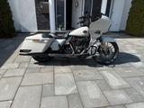 Harley-Davidson Road Glide CVO Original/Unverbastelt mit Zubehör - Offers