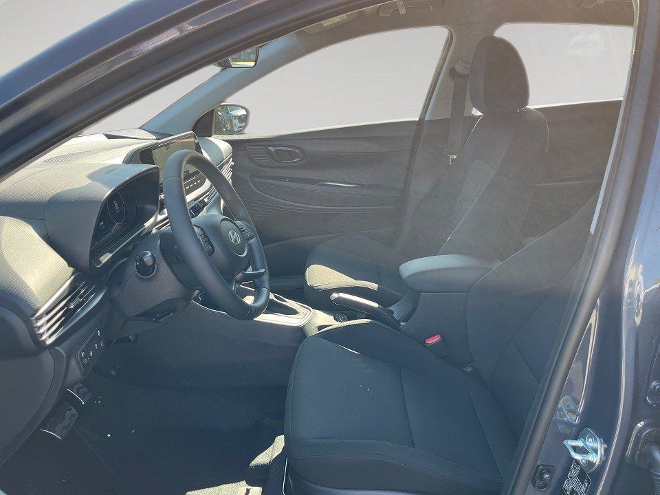 Fahrzeugabbildung Hyundai BAYON 1.0T 100PS DCT Trend Komfort