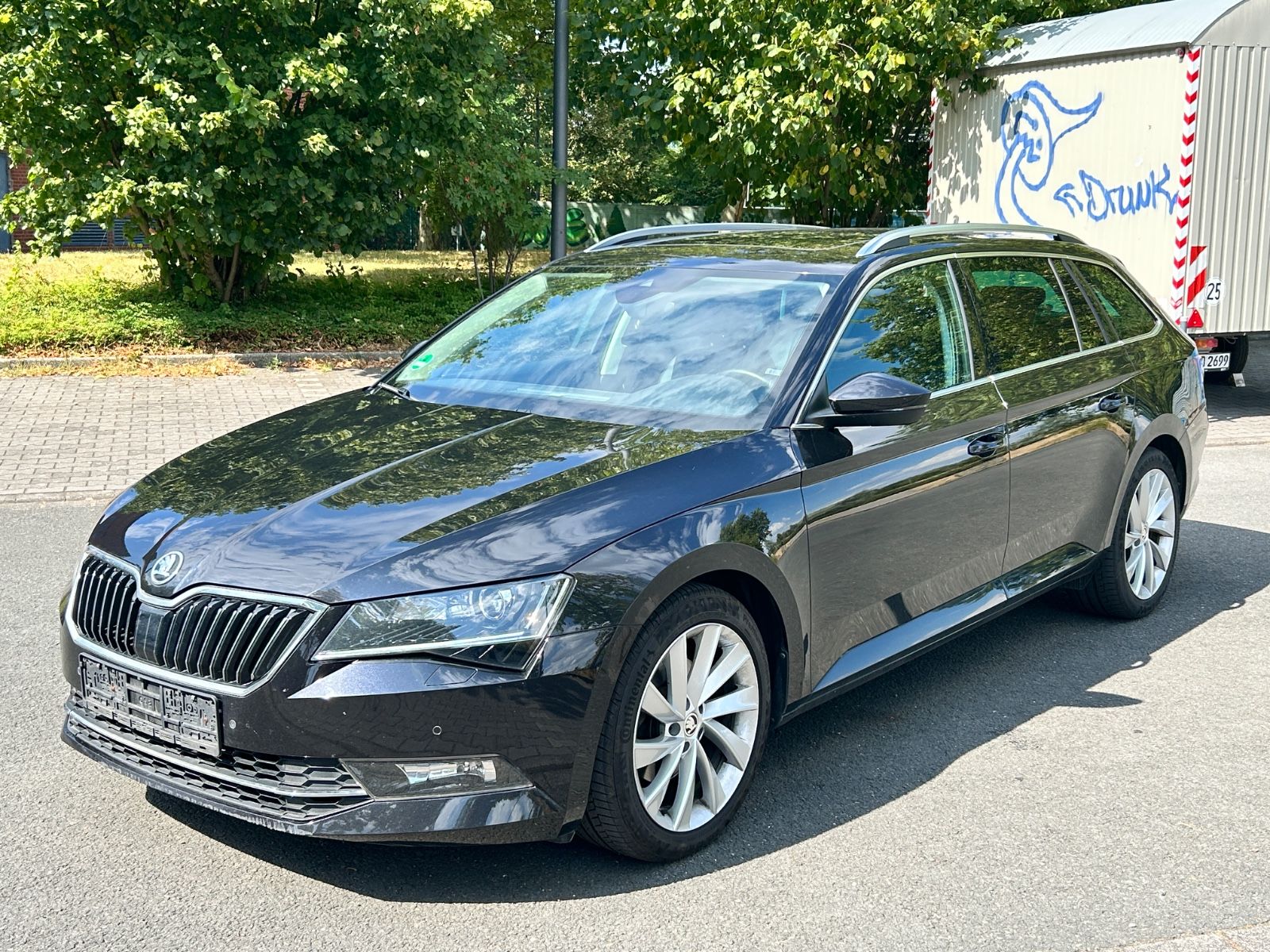 Skoda Superb - 1