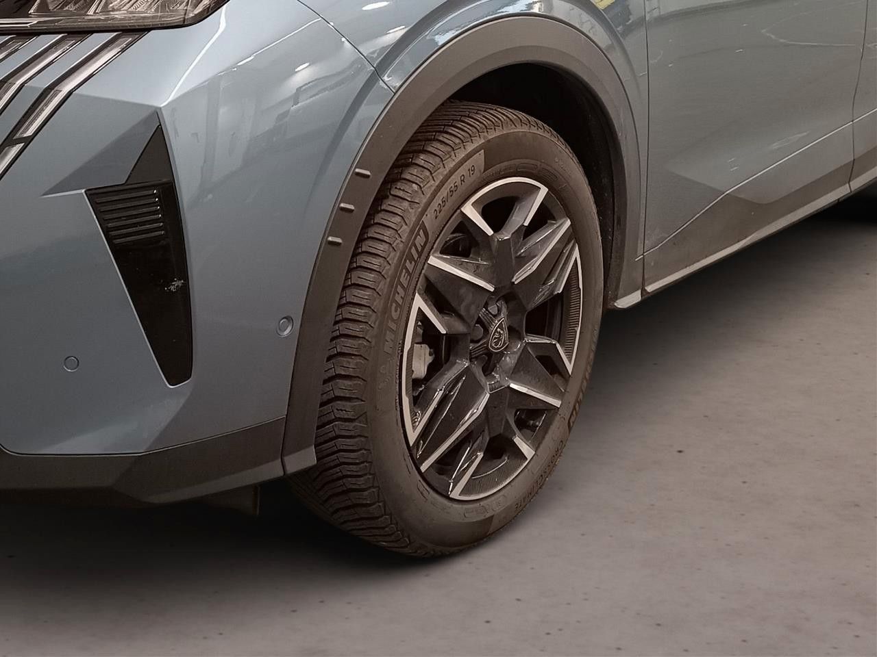 Fahrzeugabbildung Peugeot 3008 Hybrid 145 ALLURE E-DSC NAVI/LED/KAMERA
