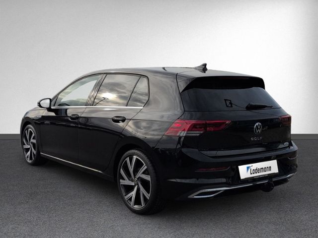 Golf VIII 1.5 eTSI DSG STYLE AHK+KAMERA+NAVI+LED