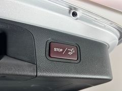 MERCEDES-BENZ GLC 250 4Matic / NUR 49.tKM / 2.HD / LED / MERCEDES-BENZ GLC 250 4Matic / NUR 49.tKM / 2.HD / LED /