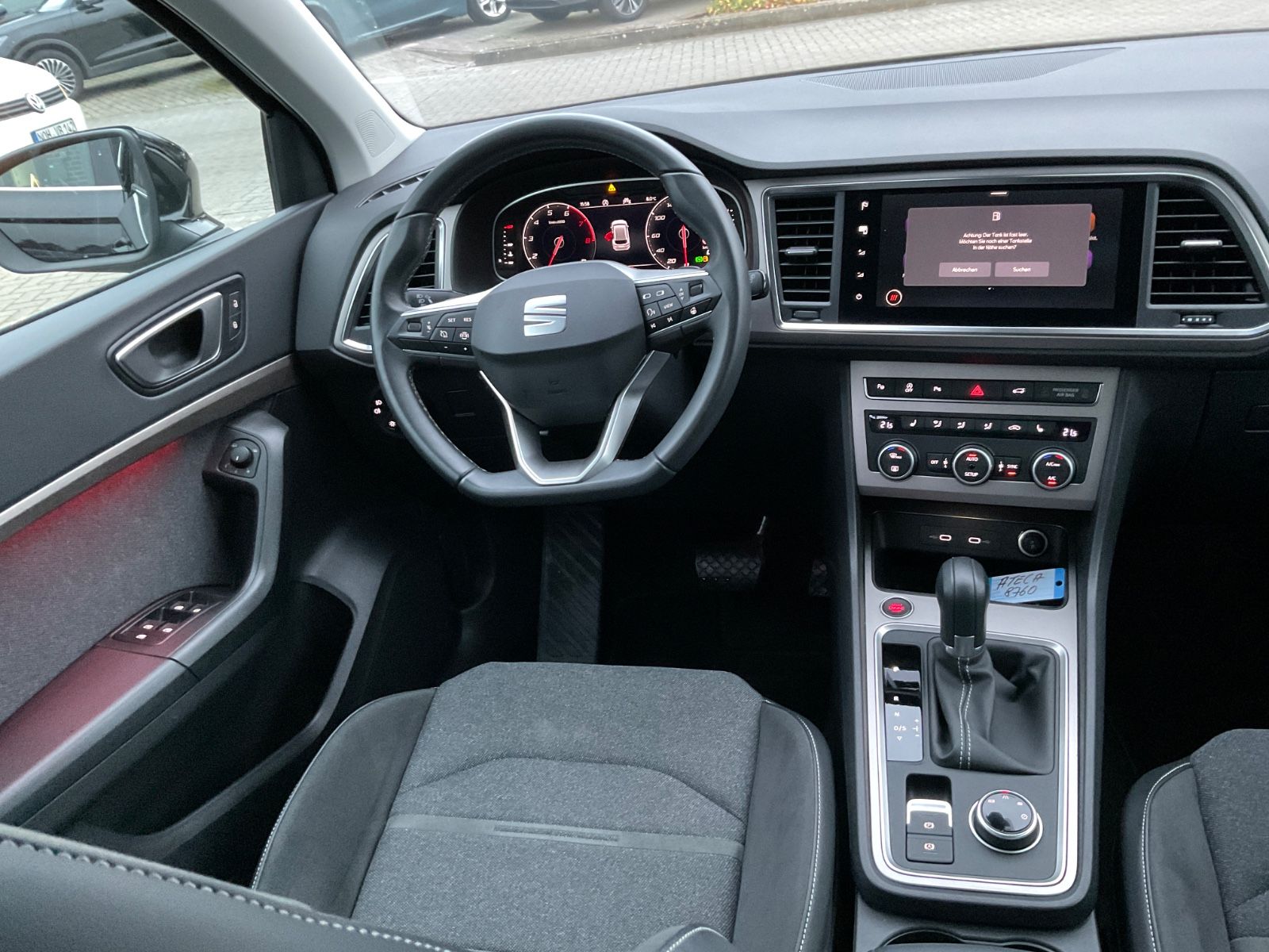 Fahrzeugabbildung SEAT Ateca 1.5 TSI Xperience DSG,Kamera,Navi,LED