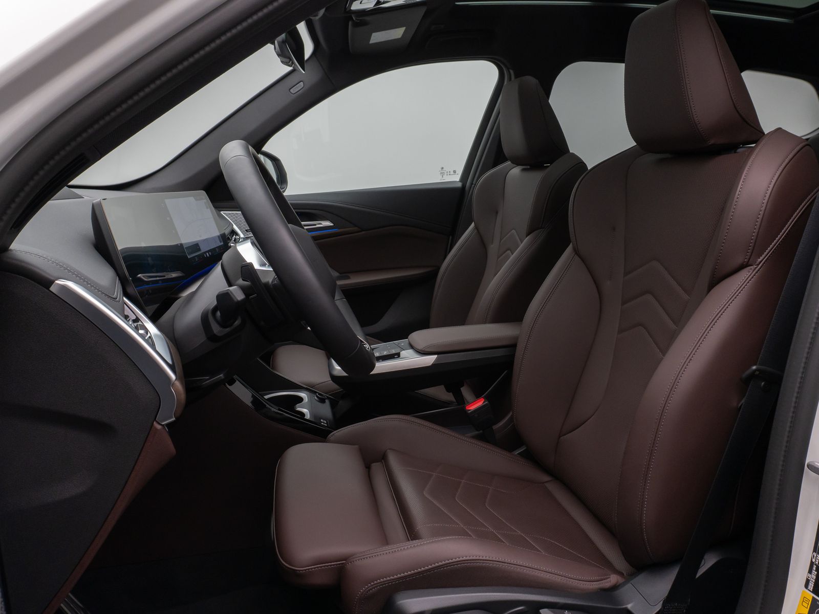 Fahrzeugabbildung BMW X1 xD30e M Sport Panorama 360°HUD DAB H/K AHK