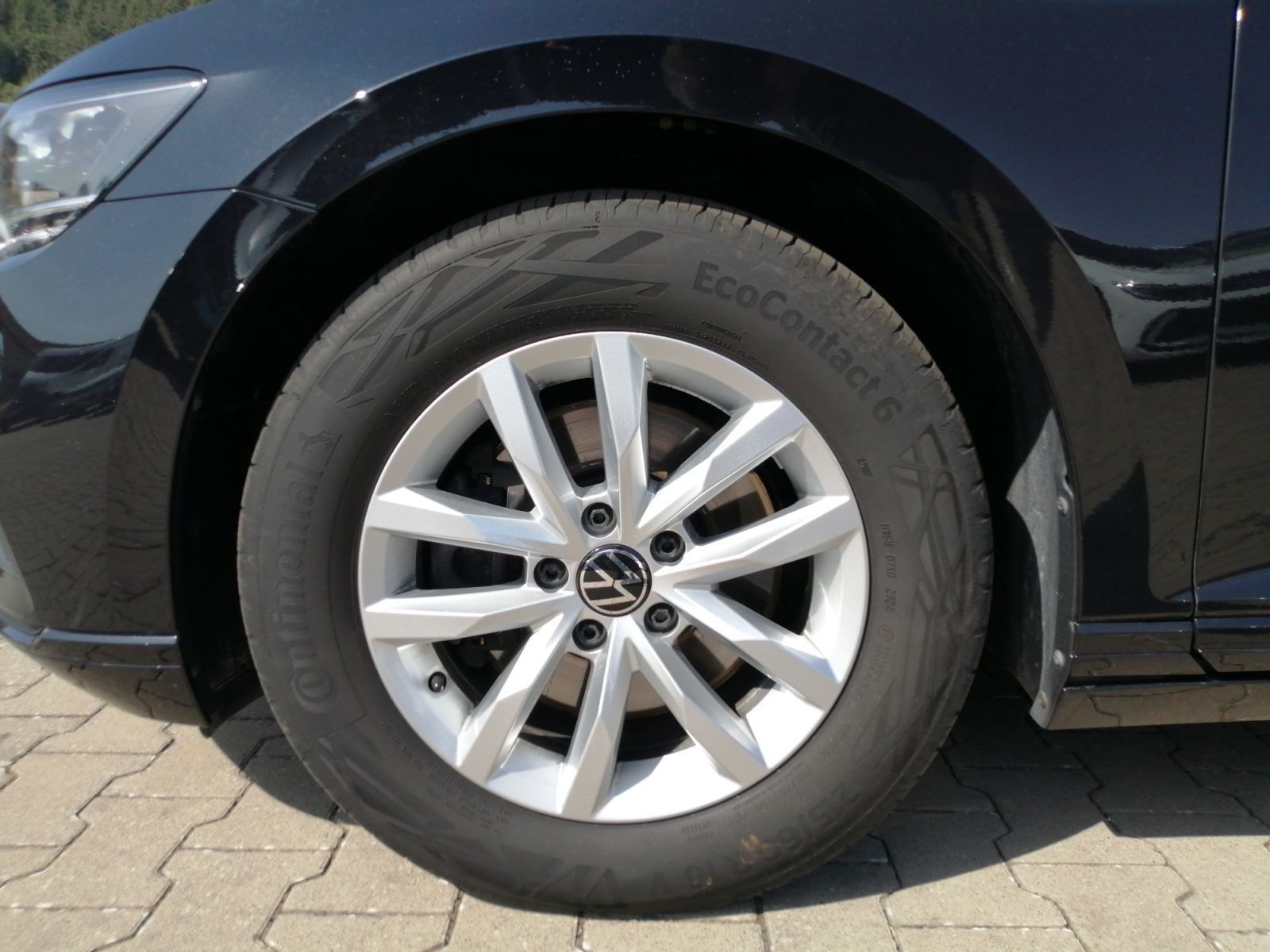 Volkswagen Passat Variant - Bild 10