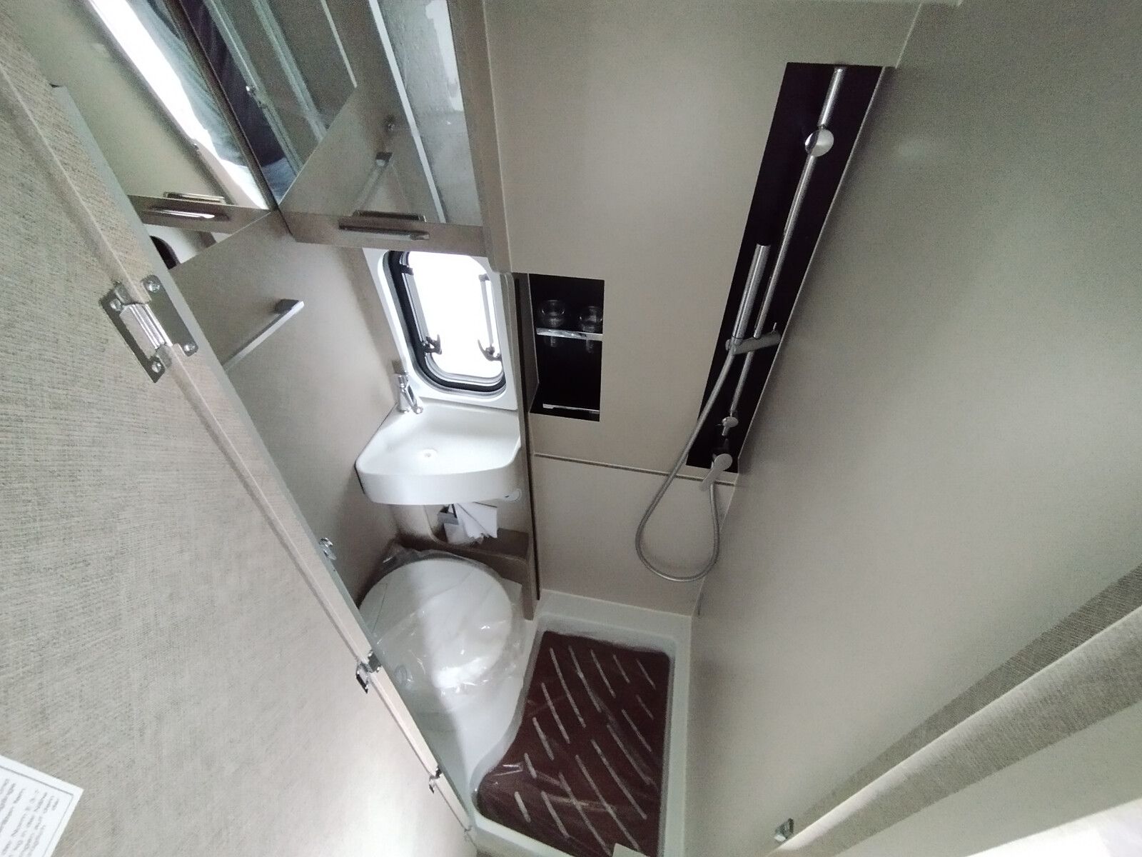 Fahrzeugabbildung Karmann Davis Lifestyle DA 591 LS Markise Combi D6E