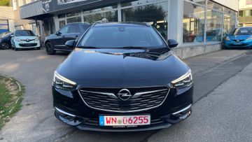 Opel Insignia - 1