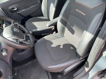 Dacia Dokker Stepway Celebration TCe 115 PS Tempomat, 