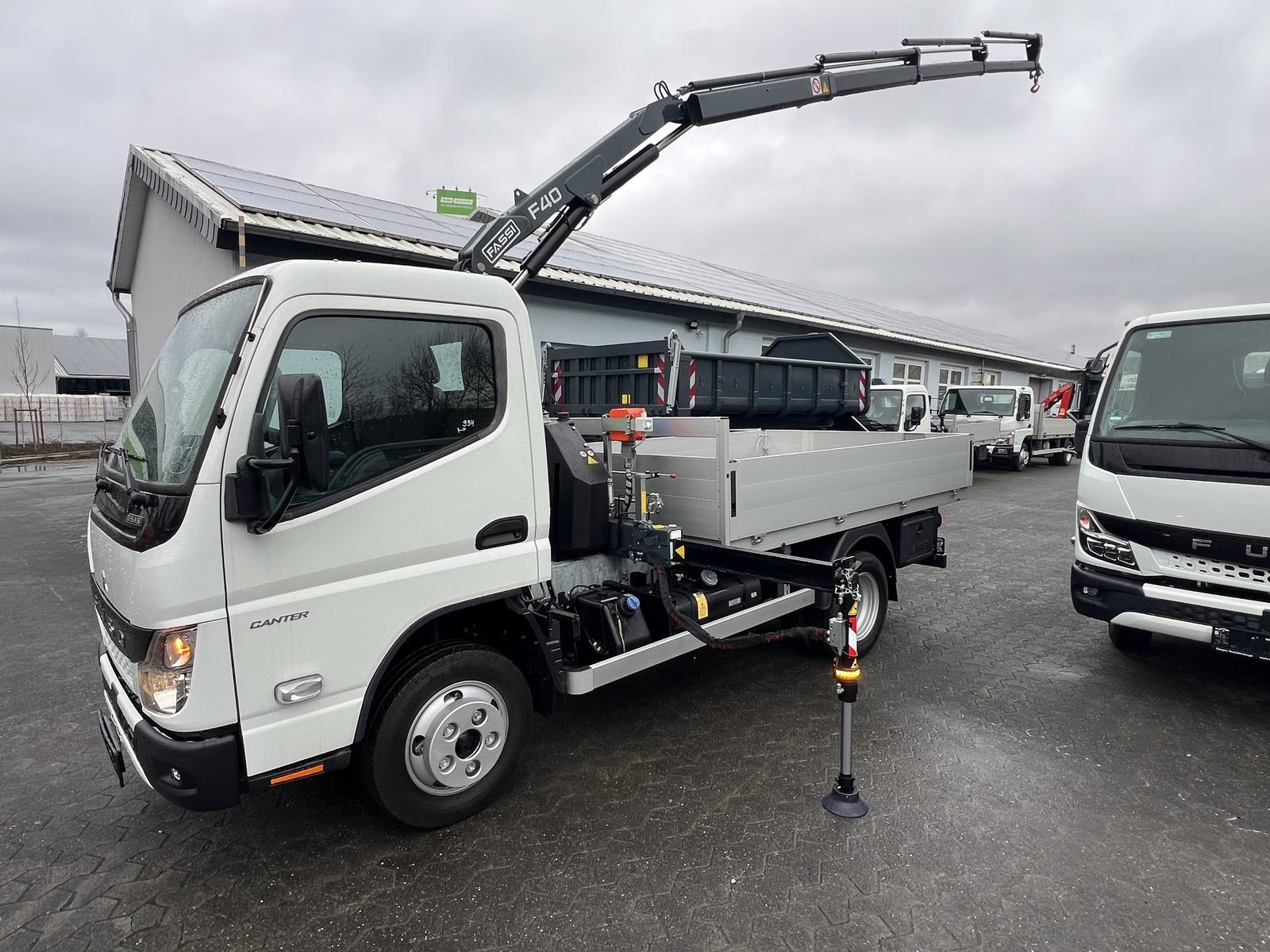 FUSO 6S15 Pritsche 3.0m Kran 4xhydr. Funk!